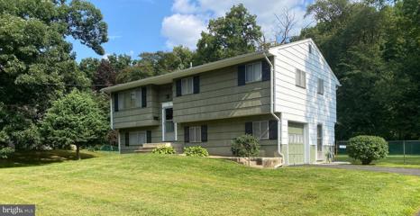 89 Rock Hill Road, Old Bridge, NJ 08857 - #: NJMX2007666