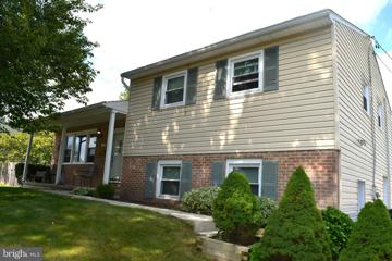 412 Glenwood Drive, Douglassville, PA 19518 - MLS#: PABK2047228