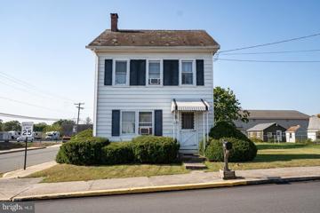 102 N Church Street, Bally, PA 19503 - #: PABK2048672