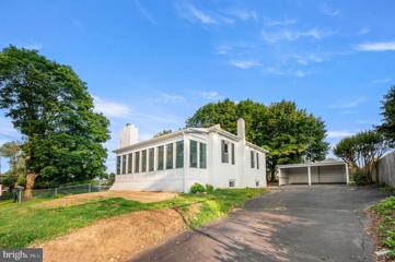 6271 Sterling Avenue, Bensalem, PA 19020 - #: PABU2078068