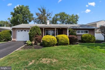 219 Willow Drive, Levittown, PA 19054 - MLS#: PABU2078294