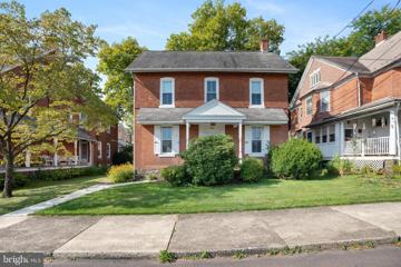 512 Arch Street, Perkasie, PA 18944 - #: PABU2078632