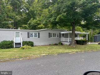 11 Hickory, Quakertown, PA 18951 - MLS#: PABU2079234