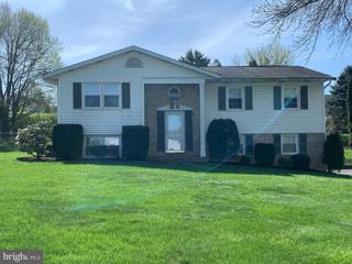 111 Sunset Drive, Mount Holly Springs, PA 17065 - #: PACB2029850