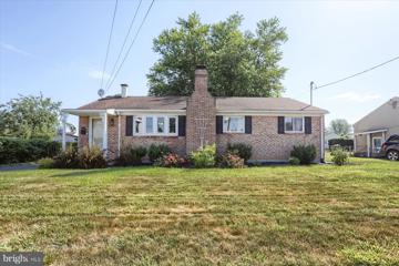 4 Plainview Road, Camp Hill, PA 17011 - #: PACB2031808