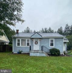 22 E Pine, Mount Holly Springs, PA 17065 - MLS#: PACB2033902