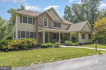 125 Willow Lake Drive, Carlisle, PA 17015 - #: PACB2034104