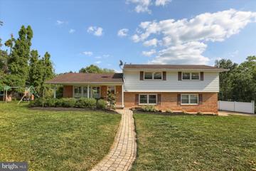 3 W Shore Drive, Camp Hill, PA 17011 - MLS#: PACB2034926