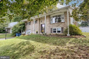 19 San Juan Drive, Mechanicsburg, PA 17055 - #: PACB2035002