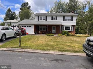 242 Madison Street, State College, PA 16801 - MLS#: PACE2511068