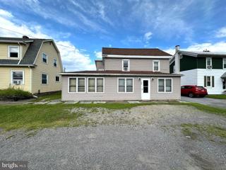 304 Centre Street, Milesburg, PA 16853 - #: PACE2511404