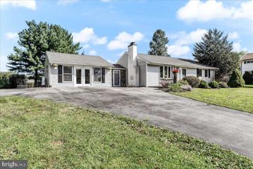 1725 W West Chester Road, Coatesville, PA 19320 - #: PACT2052548