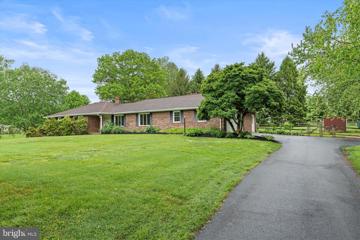 105 Carriage Run Drive, Lincoln University, PA 19352 - MLS#: PACT2064780