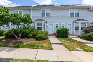 303 Huntington Court Unit 63, West Chester, PA 19380 - MLS#: PACT2068832