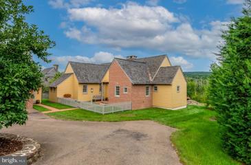 106 Orchard Hill Lane, Elverson, PA 19520 - #: PACT2073078