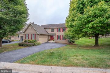 456 Crescent Drive, West Chester, PA 19382 - #: PACT2074262