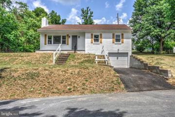 74 Parklea Drive, Hummelstown, PA 17036 - #: PADA2036576