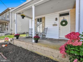 255 W 2ND Street, Hummelstown, PA 17036 - MLS#: PADA2037734