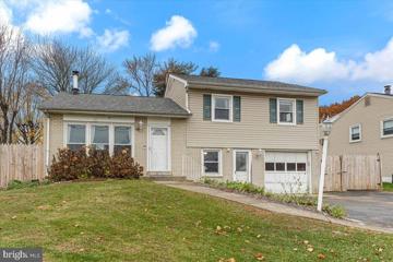 2434 Naamans Creek Road, Upper Chichester, PA 19061 - #: PADE2057898