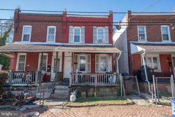1144 Spruce Street, Chester, PA 19013 - MLS#: PADE2061026