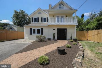 2704 Chestnut Avenue, Ardmore, PA 19003 - MLS#: PADE2073372