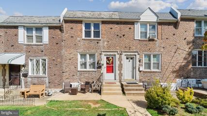 305 N Bishop Avenue, Clifton Heights, PA 19018 - MLS#: PADE2075118