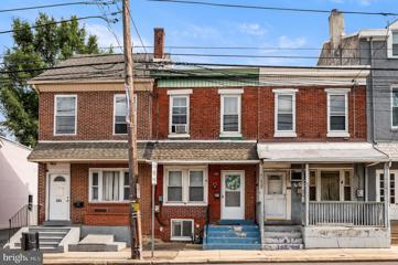 452 E Baltimore Avenue, Clifton Heights, PA 19018 - MLS#: PADE2075252