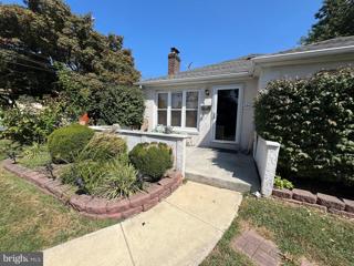 234 Fernwood Avenue, Folsom, PA 19033 - #: PADE2075532