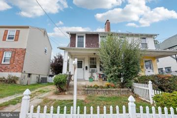 38 Maple Avenue, Upper Darby, PA 19082 - #: PADE2075748