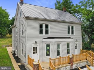 234 N Broad Street, Waynesboro, PA 17268 - MLS#: PAFL2021558