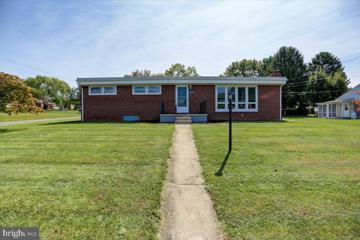 303 Geiser Avenue, Waynesboro, PA 17268 - MLS#: PAFL2022338