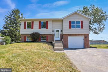 1628 Lee Street, Chambersburg, PA 17201 - #: PAFL2022502