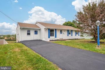 940 Groff Avenue, Elizabethtown, PA 17022 - MLS#: PALA2056672