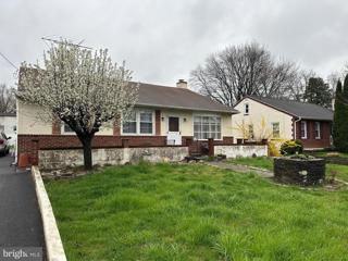 221 Fitzwatertown Road, Willow Grove, PA 19090 - #: PAMC2099814