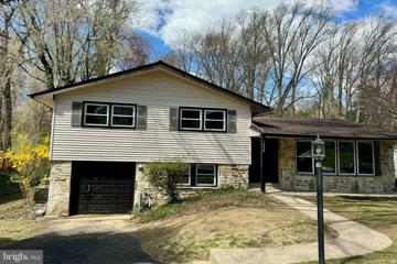 1034 Old Ford Road, Huntingdon Valley, PA 19006 - #: PAMC2100322