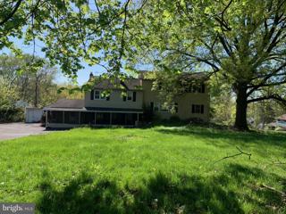 2351 N Parkview Ave, Norristown, PA 19403 - MLS#: PAMC2102358