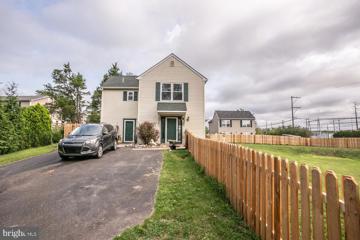 2 School House Road, Collegeville, PA 19426 - #: PAMC2115924