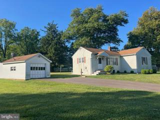 216 Linden Drive, Trappe, PA 19426 - #: PAMC2116000