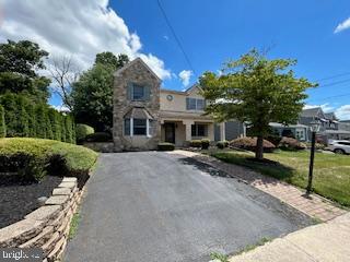 140 E Mount Pleasant Avenue, Ambler, PA 19002 - #: PAMC2116292