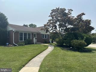 1 Valley View Cr, East Norriton, PA 19401 - #: PAMC2116372