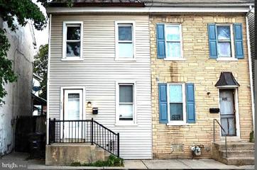 429 Chestnut Street, Pottstown, PA 19464 - MLS#: PAMC2116832