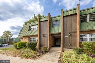 327 Meadowview Lane Unit 327, Mont Clare, PA 19453 - #: PAMC2117376