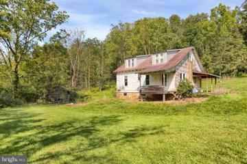 599 Summit, Mcclure, PA 17841 - #: PAMF2051348