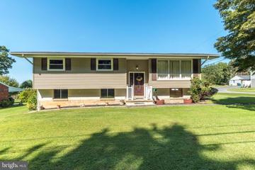 2055 Apple Street, Hellertown, PA 18055 - MLS#: PANH2006430