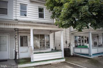 302 Pine Street W, Shamokin, PA 17872 - MLS#: PANU2001802