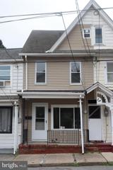 20 E Elm Street, Tamaqua, PA 18252 - #: PASK2016990