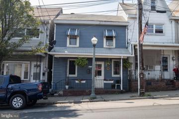 112 S Lehigh Avenue, Frackville, PA 17931 - #: PASK2017458