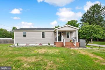 2700 Oakland Road, Dover, PA 17315 - MLS#: PAYK2062914