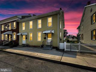 229 Locust Street, Hanover, PA 17331 - MLS#: PAYK2066804