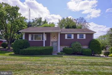 1658 Art Drive, Hanover, PA 17331 - MLS#: PAYK2066898